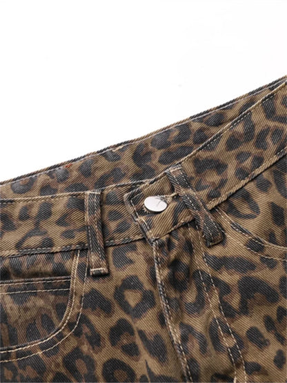 PANTALONES CON ESTAMPADO DE LEOPARDO